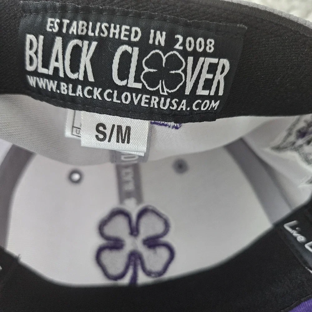 BLACK CLOVER LIVE LUCKY WEBER STATE UNIVERSITY WSU WILDCATS CAP GRAY S/M NWT